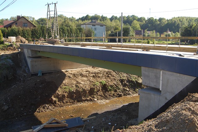 Budowa mostu na Błażowę Górną - 1 października 2015 r.