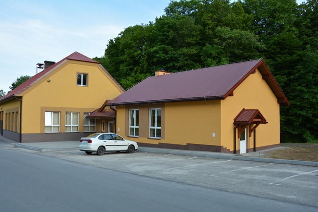 Budowa budynku usługowego z przeznaczeniem na centrum społeczno-kulturalne w miejscowości Lecka.