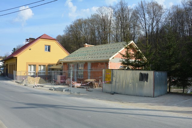Budowa budynku usługowego z przeznaczeniem na centrum społeczno-kulturalne w miejscowości Lecka.