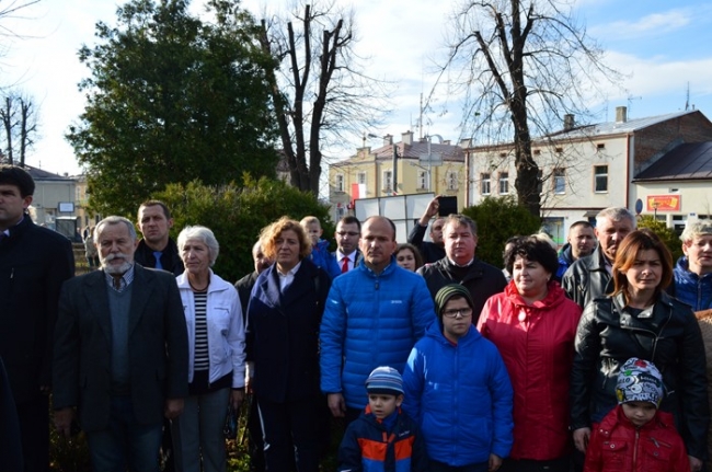 NIEPODLEGŁA DO HYMNU (6)