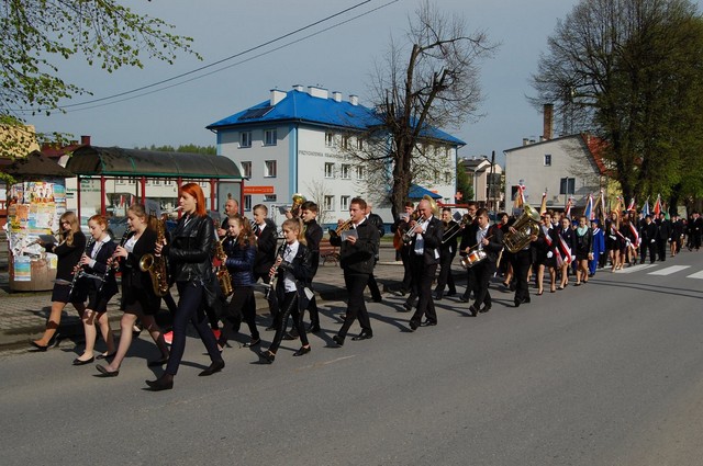UROCZYSTE OBCHODY ROCZNICY UCHWALENIA KONSTYTUCJI 3 MAJA 
