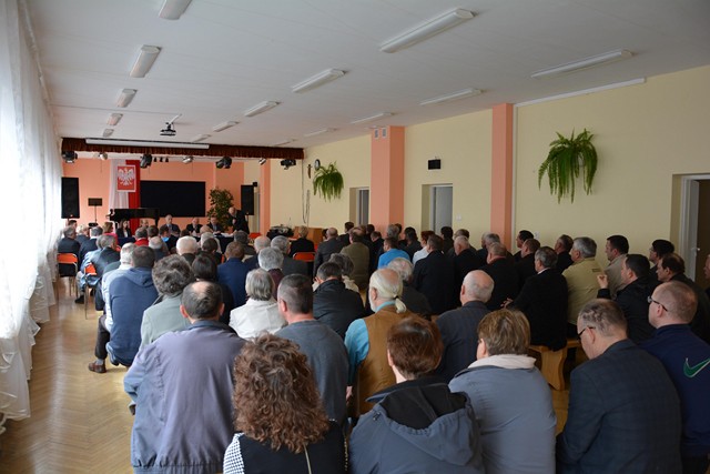 Z zebrań wiejskich - wybory sołtysa.