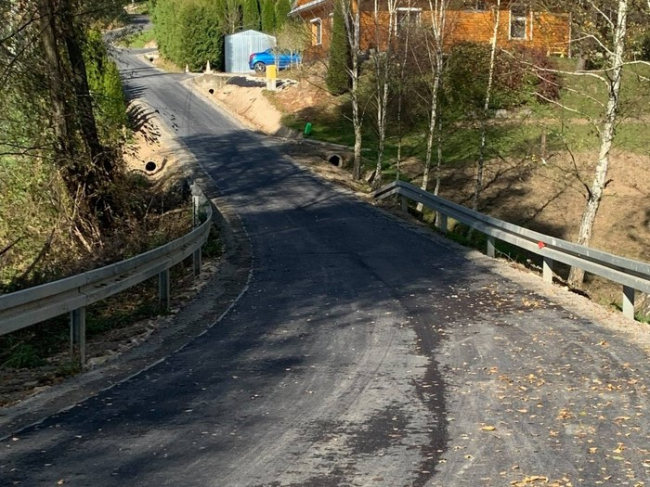 Dobiegła końca przebudowa drogi gminnej Piątkowa Wola.  (1)