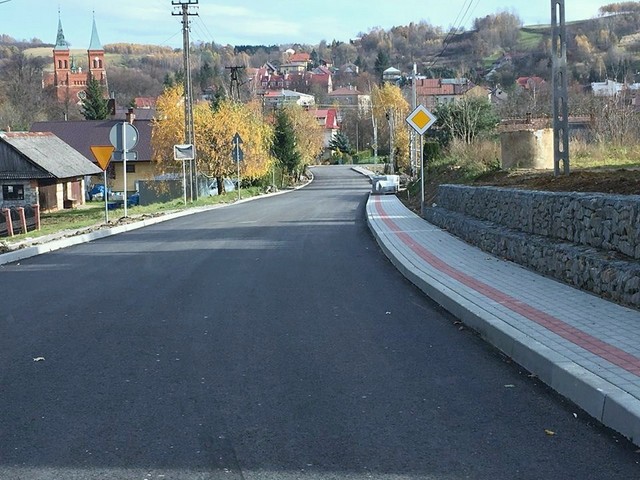 Inwestycje drogowe w gminie Błażowa.