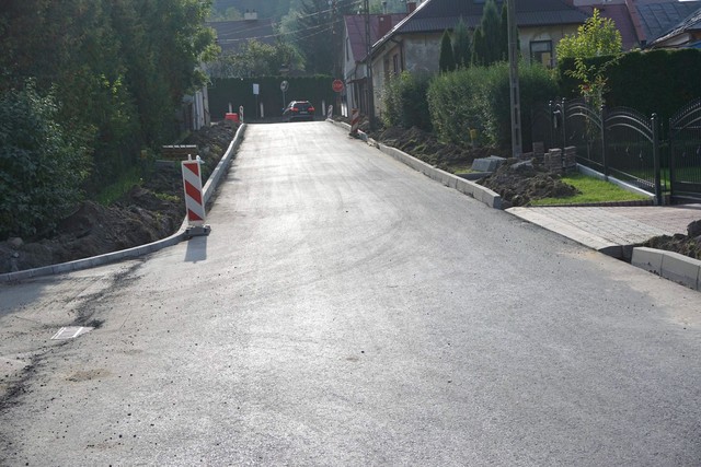 Inwestycje drogowe w gminie Błażowa.