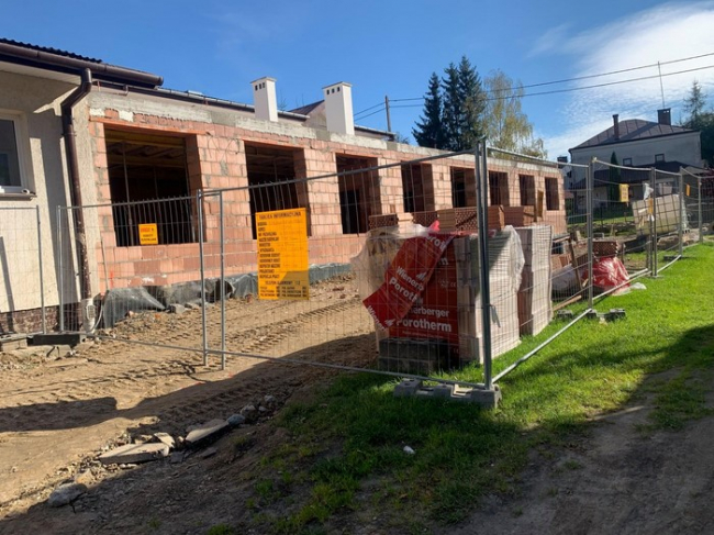 Rozbudowa szkoły podstawowej w Futomie.