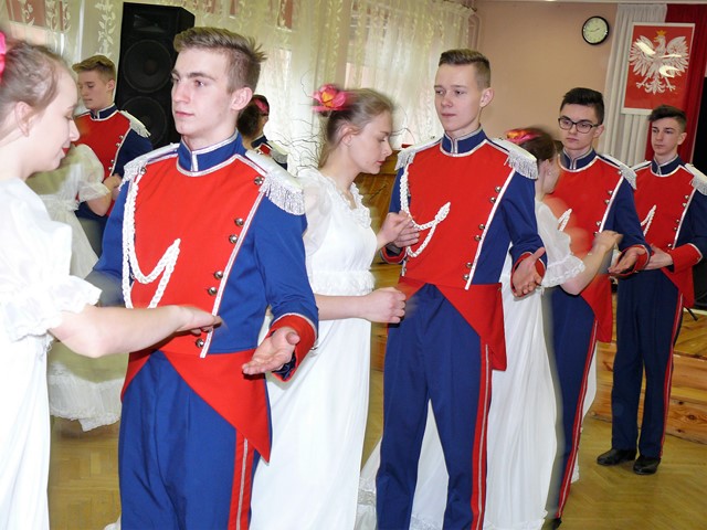 Rzeszowscy literaci w gimnazjum w Błażowej.