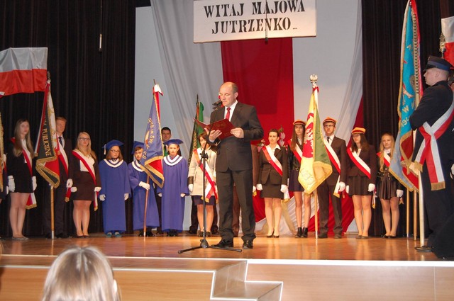 UROCZYSTE OBCHODY ROCZNICY UCHWALENIA KONSTYTUCJI 3 MAJA 