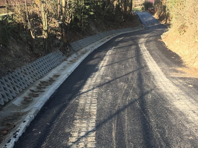 W Piątkowej została zakończona przebudowa drogi gminnej „Nad Spółdzielnią koło Husa”.