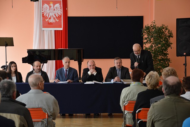 Z zebrań wiejskich - wybory sołtysa.